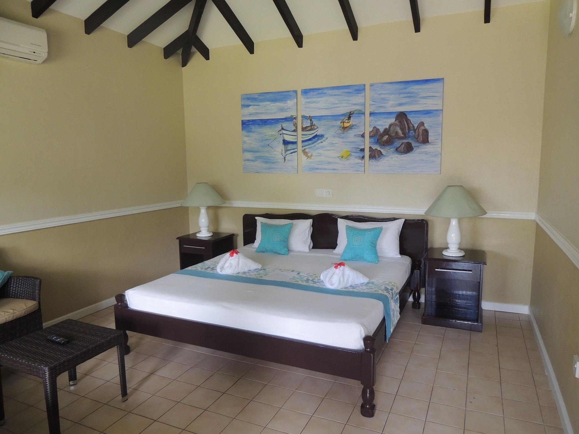 Hotel La Roussette Anse aux Pins Exterior photo